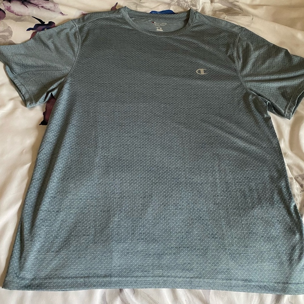 Men’s Champion T-shirt